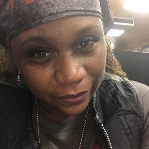 Meet your Posher, Anne